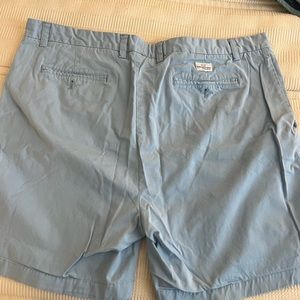 Men’s vineyard vines shorts